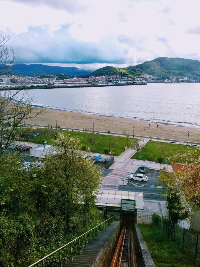 Apartamento En La Playa Con Parking Privado Guecho Kültér fotó