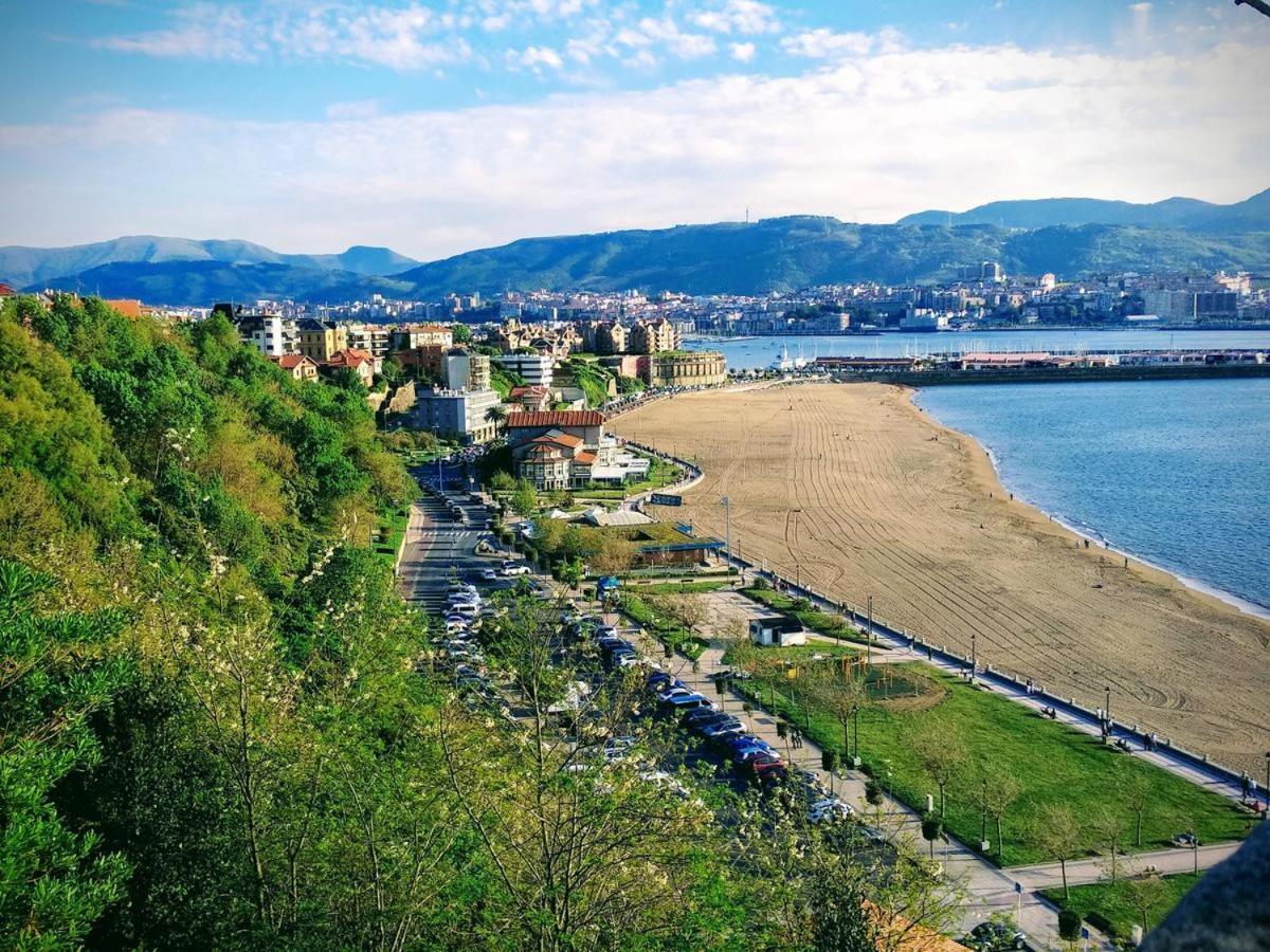 Apartamento En La Playa Con Parking Privado Guecho Kültér fotó